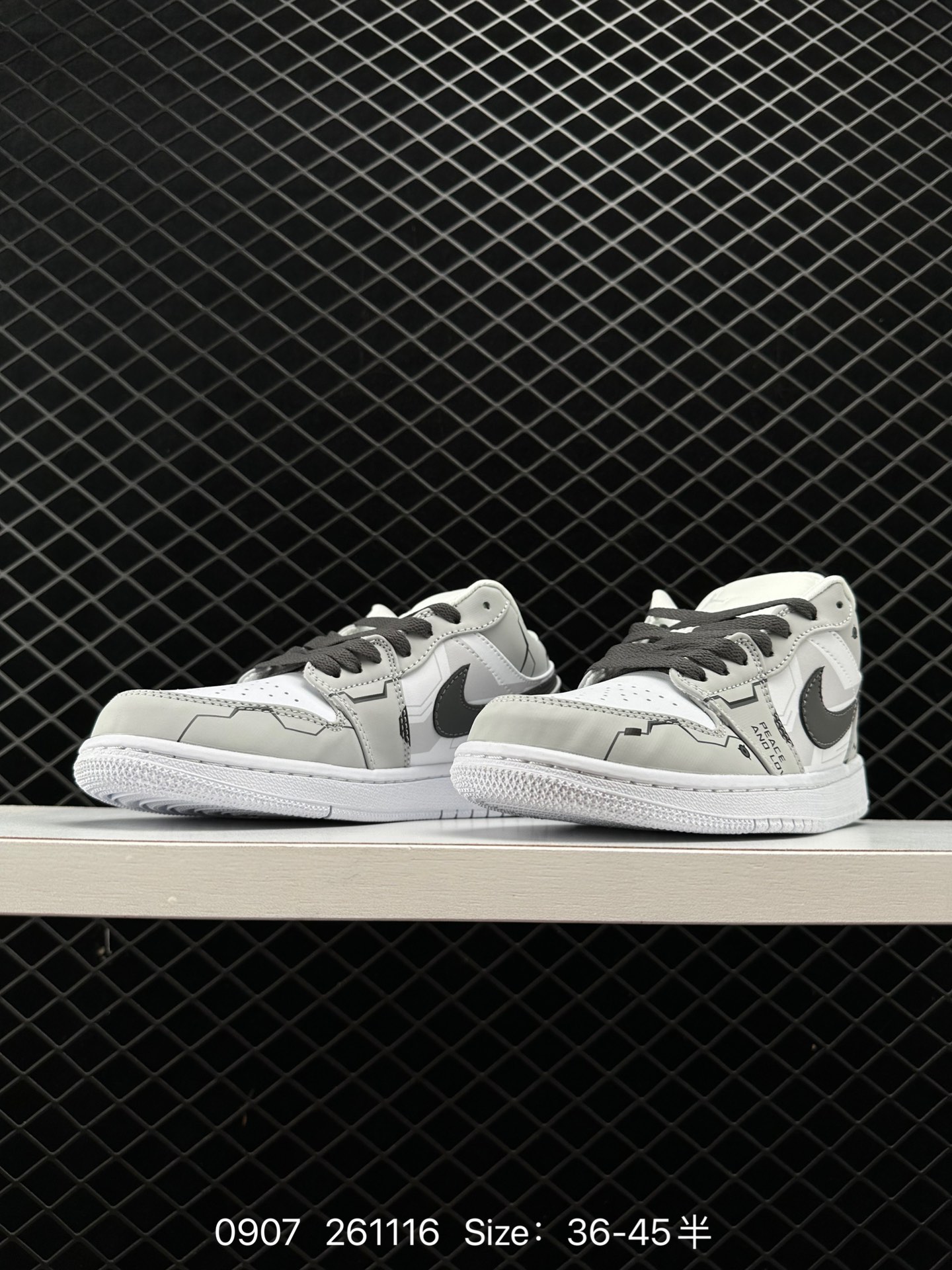 Air Jordan 1 Low AJ1